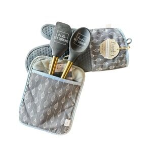 Krumbs Kitchen 4pc Set OS Grey Gold Farmhouse Silicone Oven Mitt Pot Holder